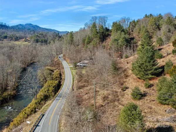Burnsville, NC 28714,827 US HWY 19W HWY