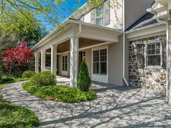 Asheville, NC 28803,5 Cleftridge CT