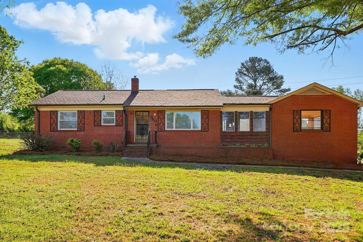 Charlotte, NC 28216,8408 Mcclure CIR