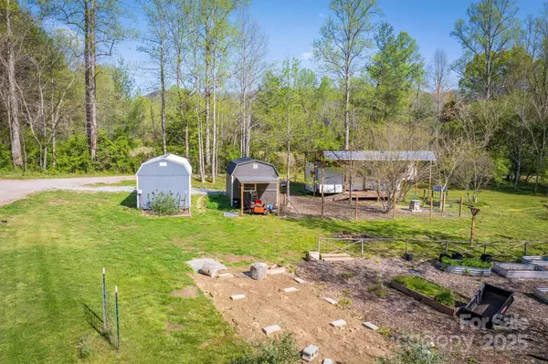 Lenoir, NC 28645,4081 Pigtail RD