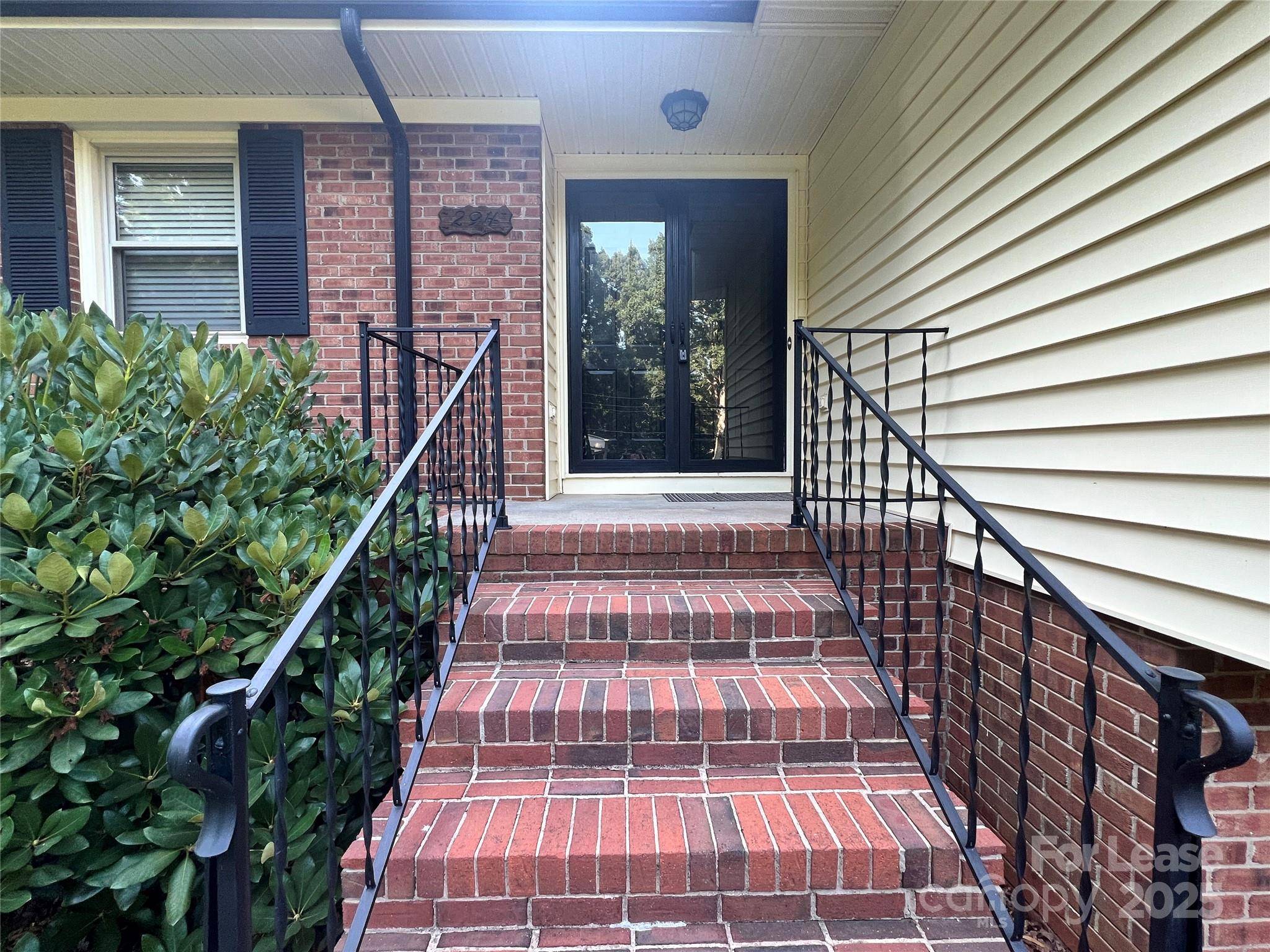Troutman, NC 28166,294 Spicewood CIR