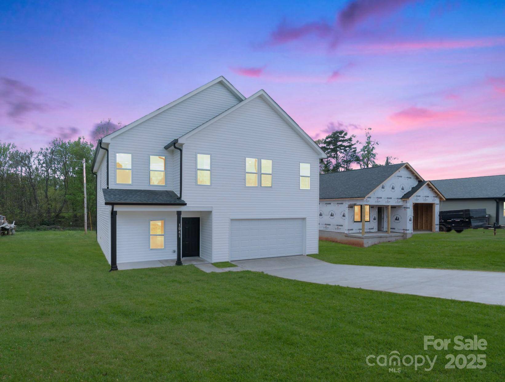 1041 Secor ST, Statesville, NC 28677