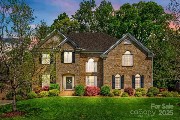 405 Five Leaf LN, Waxhaw, NC 28173