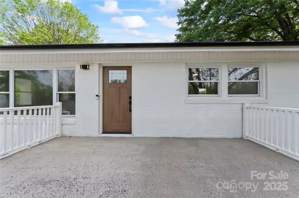 Rock Hill, SC 29730,1341 Hopewell RD