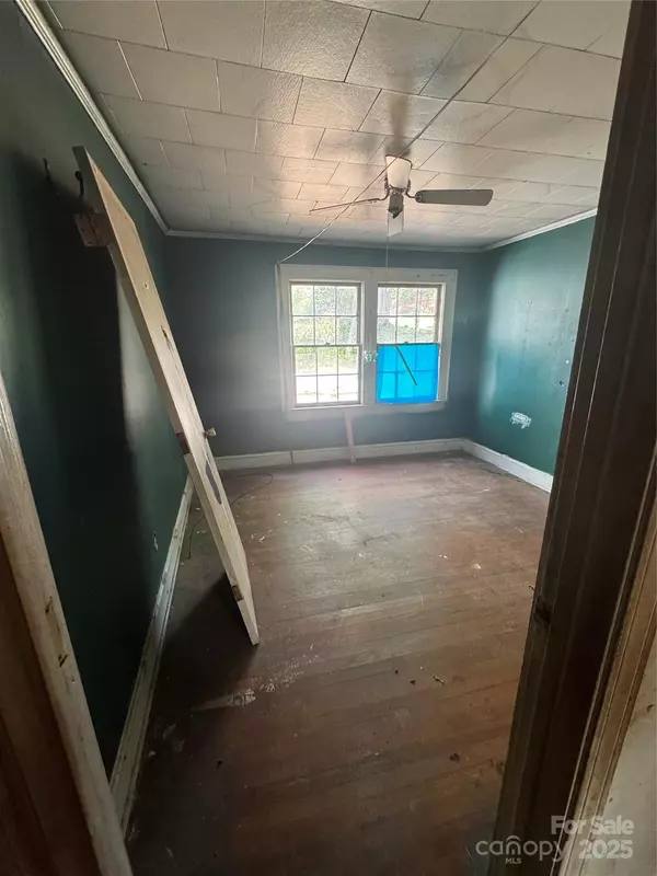 Lenoir, NC 28645,133 Green PL