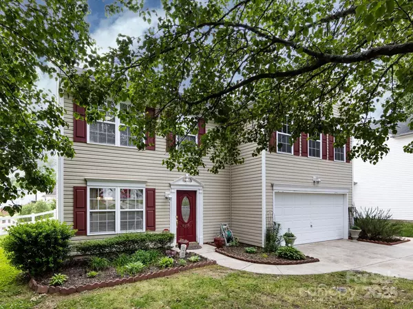 2316 Highland Park DR, Charlotte, NC 28269