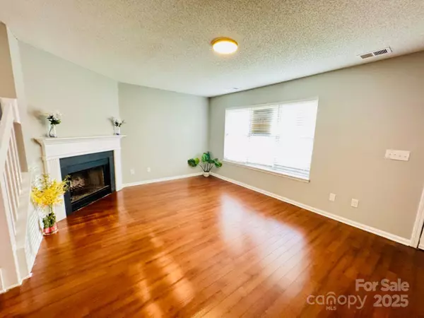 Charlotte, NC 28269,3129 Brockhampton CT