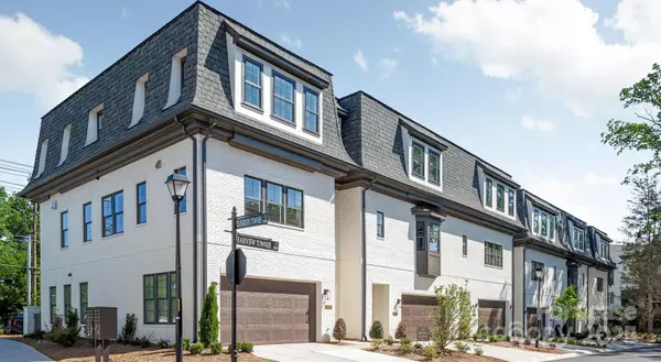Charlotte, NC 28210,5505 Closeburn RD #The Barclay