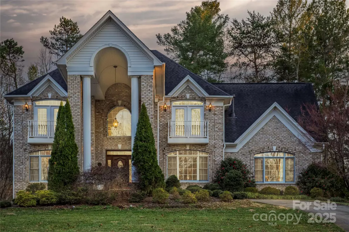 Lenoir, NC 28645,510 SE Stonecroft CT SE #32