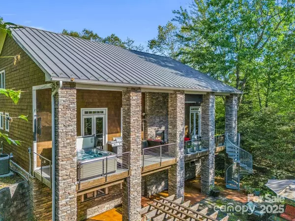 167 Trails End, Lake Lure, NC 28746
