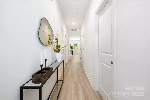 Charlotte, NC 28208,538 Williamson ST