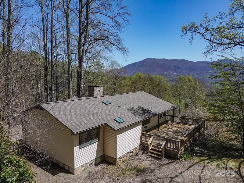54 Twilight LN, Sylva, NC 28779