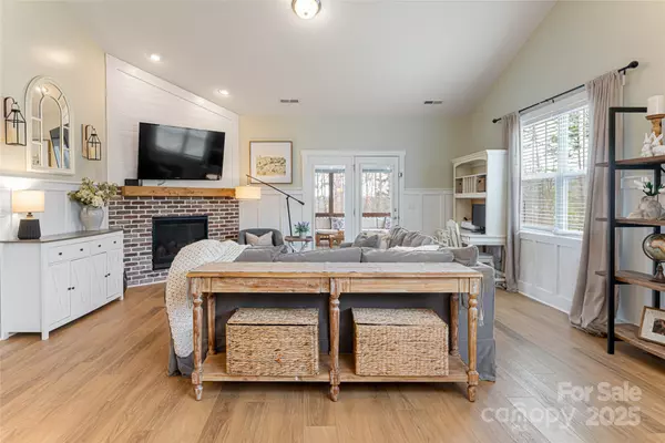 Weaverville, NC 28787,316 Wild Ginger CT