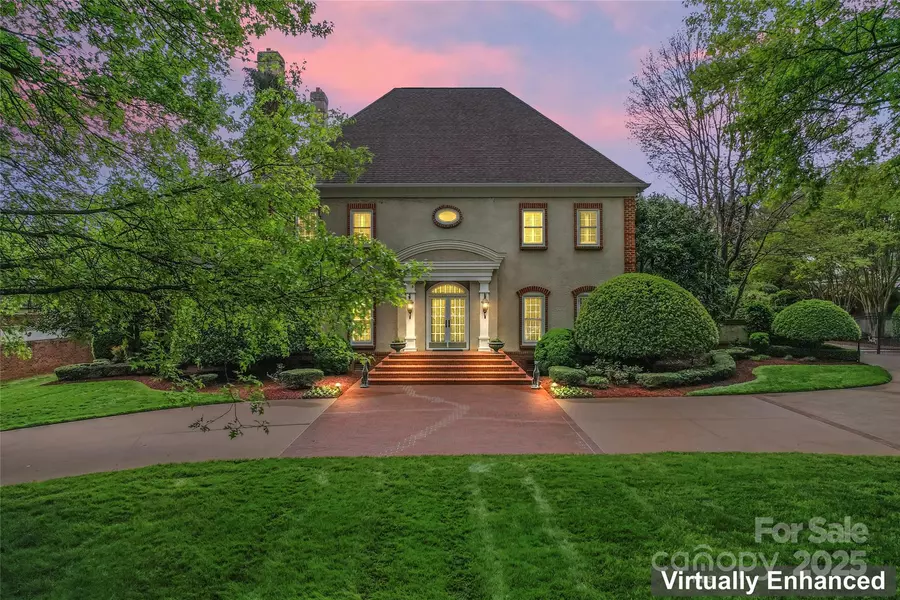 8934 Winged Bourne DR, Charlotte, NC 28210