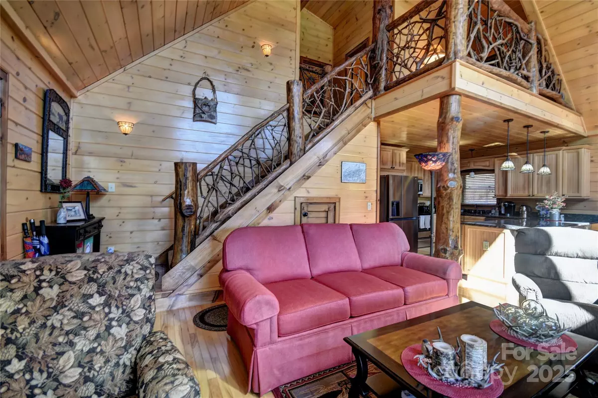 Maggie Valley, NC 28751,36 Destiny TRL