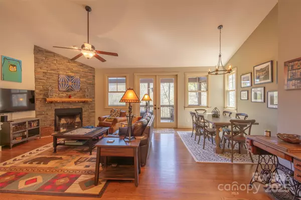 Jackson, NC 28783,121 Woodbridge DR