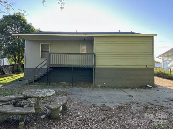 Gastonia, NC 28052,415 S Broad ST