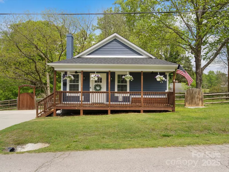 402 Sidney Johnson ST, Fort Mill, SC 29715
