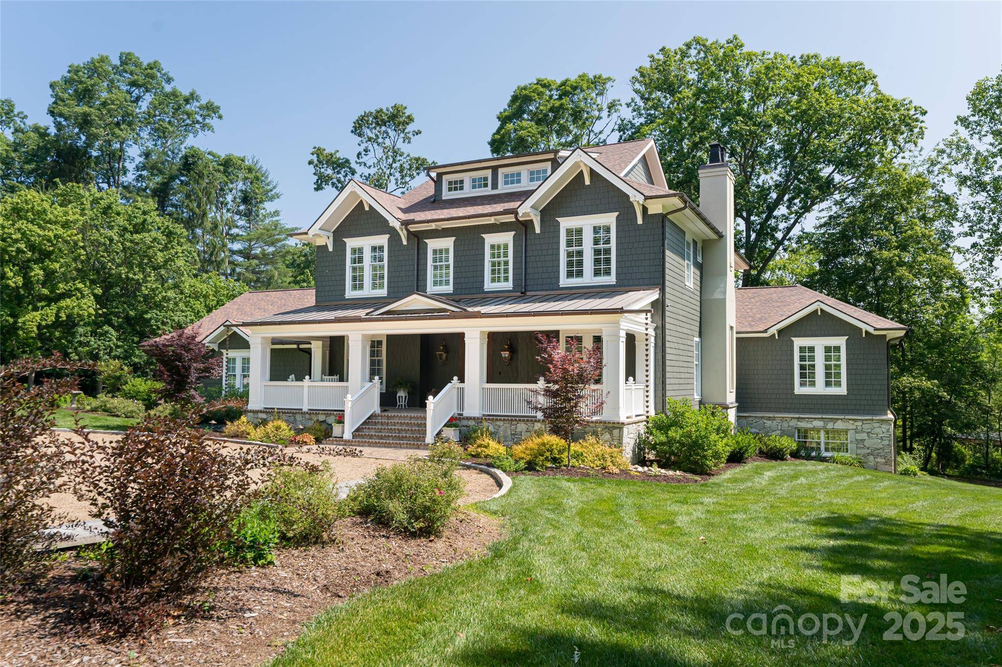 Asheville, NC 28803,1 Cedar Chine DR