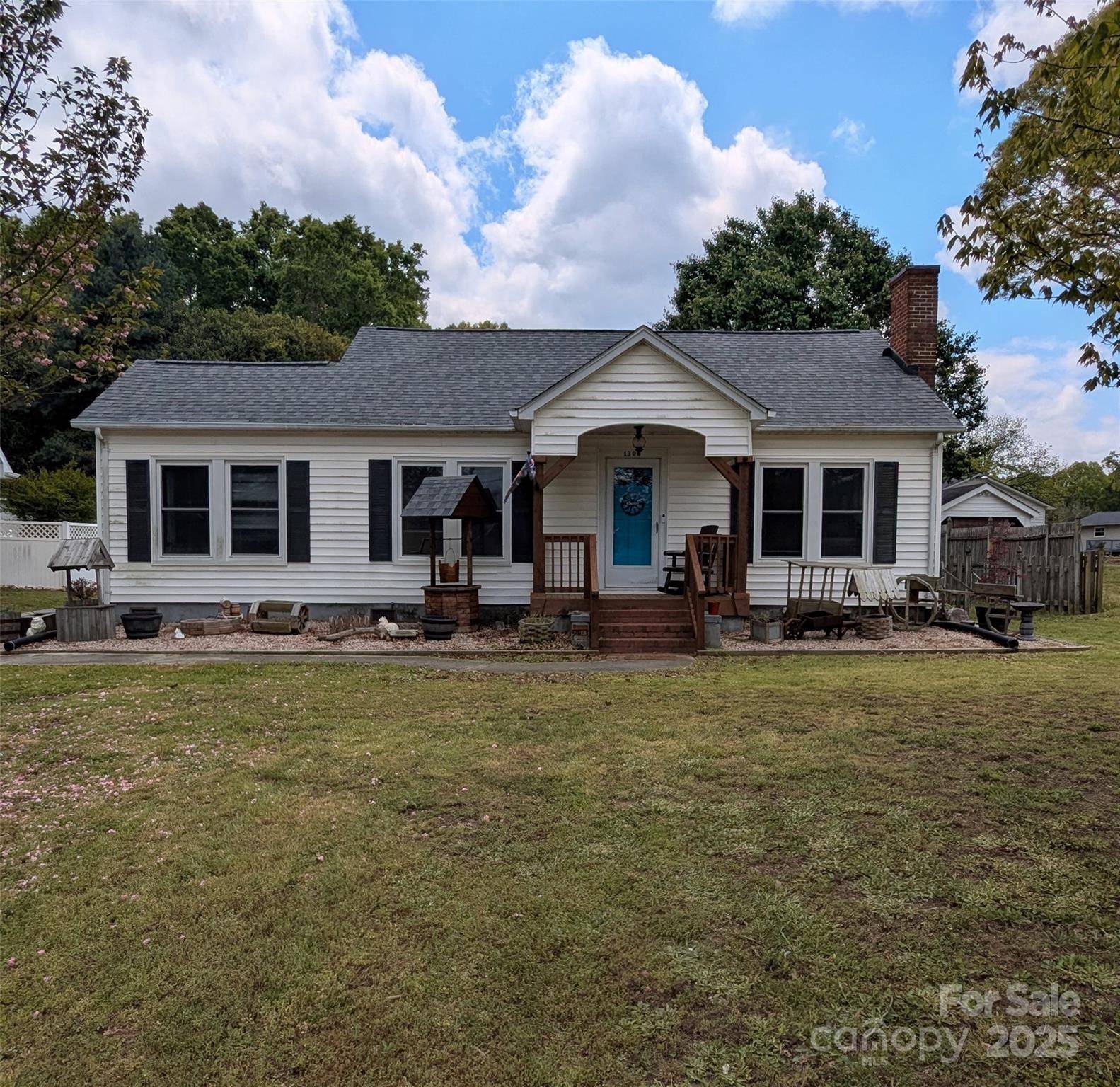 1306 Brantley RD, Kannapolis, NC 28083