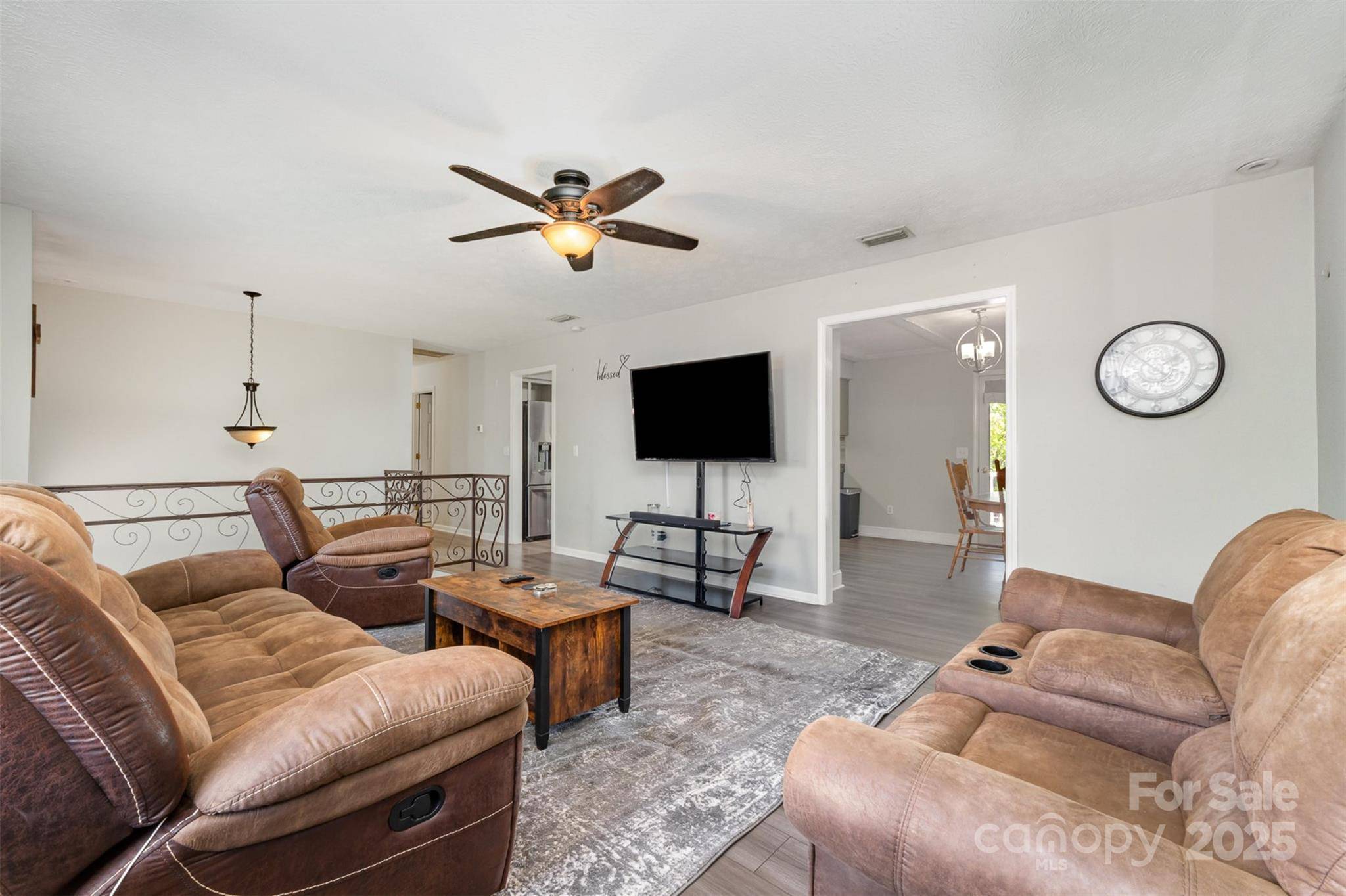Connelly Springs, NC 28612,220 Hilltop ST