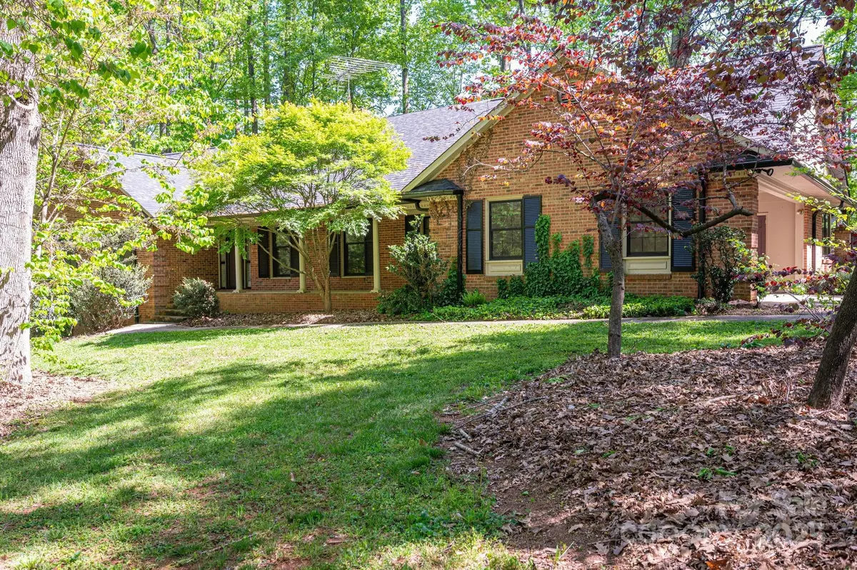 Lincolnton, NC 28092,1058 General Hoke DR