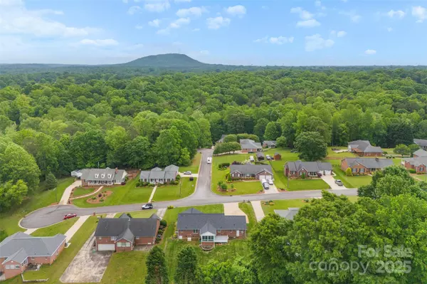 Gastonia, NC 28054,2459 Glenridge DR