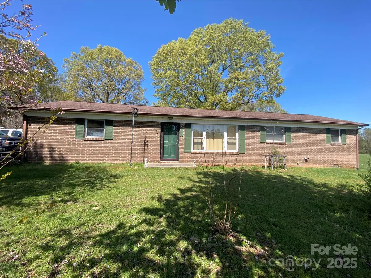 Hickory, NC 28602,4230 Old Brittain RD