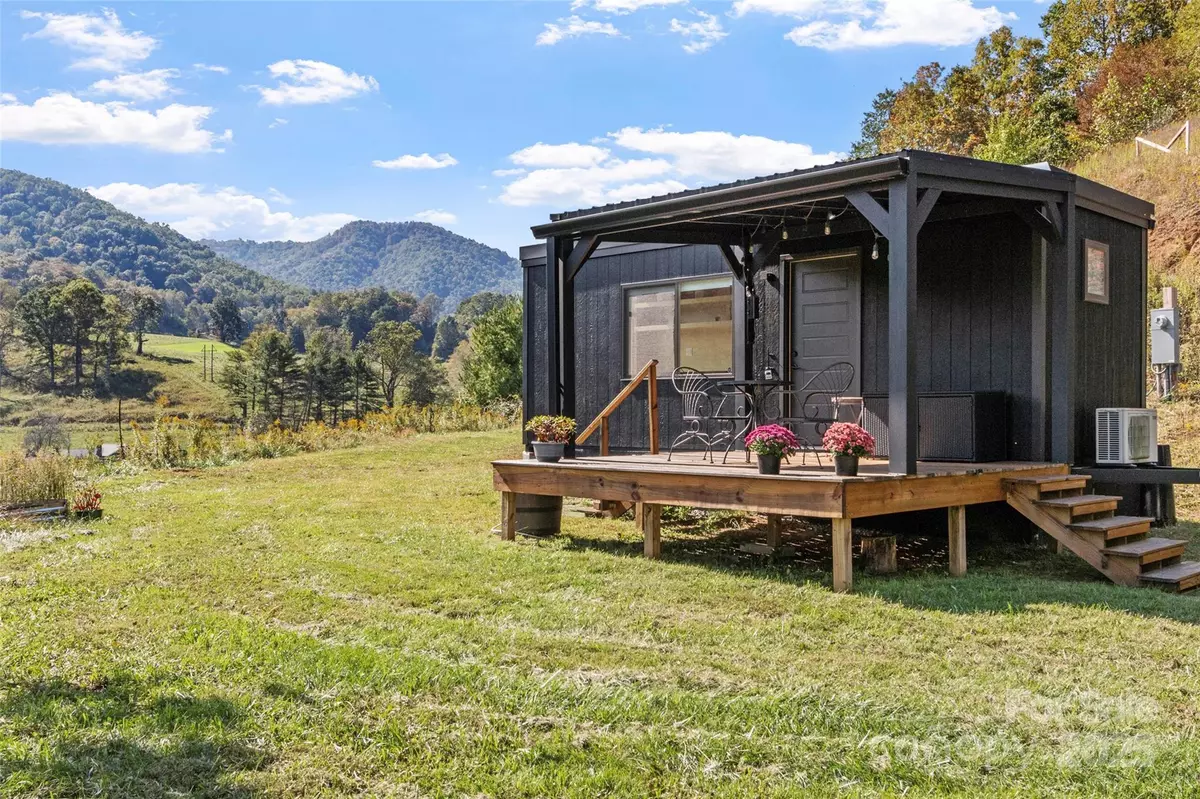 Burnsville, NC 28714,41 Hawks Ridge Estate