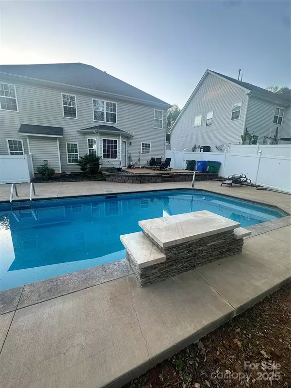 Gastonia, NC 28054,5228 Sunriver RD