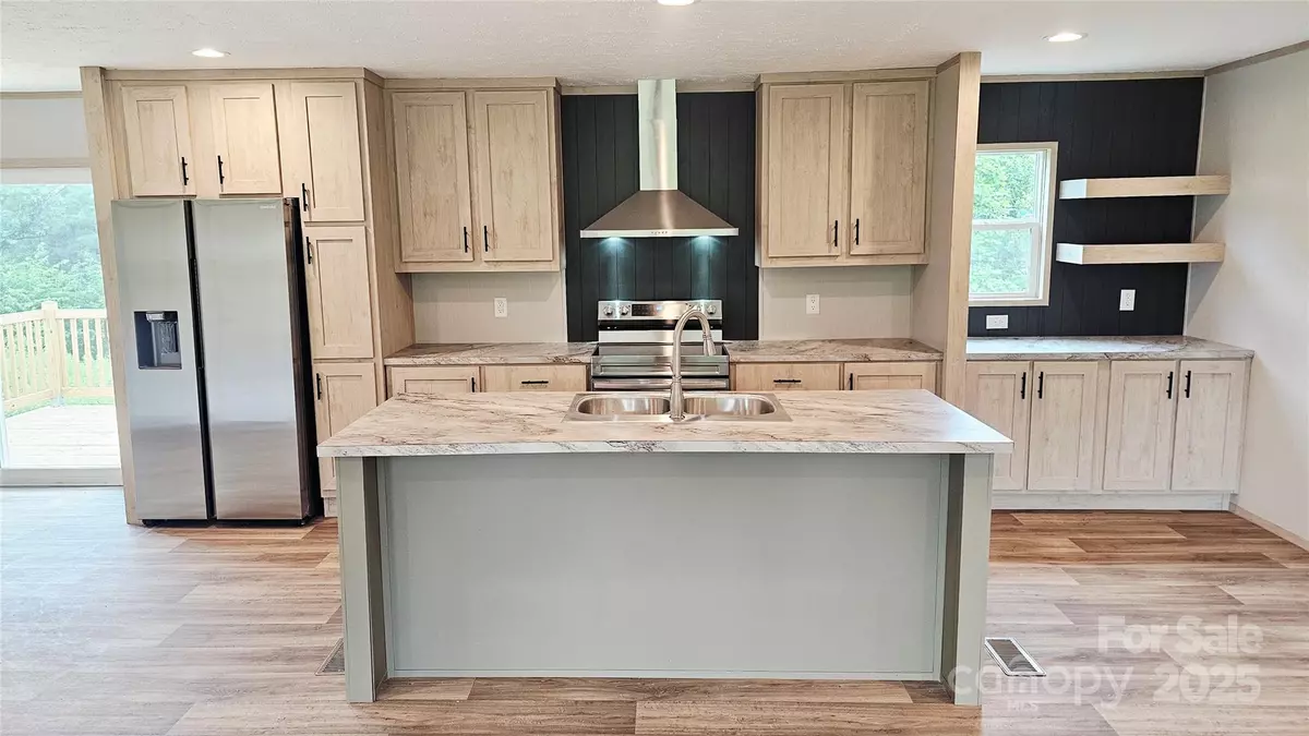 Connelly Springs, NC 28612,5989 Kaylas Ridge RD