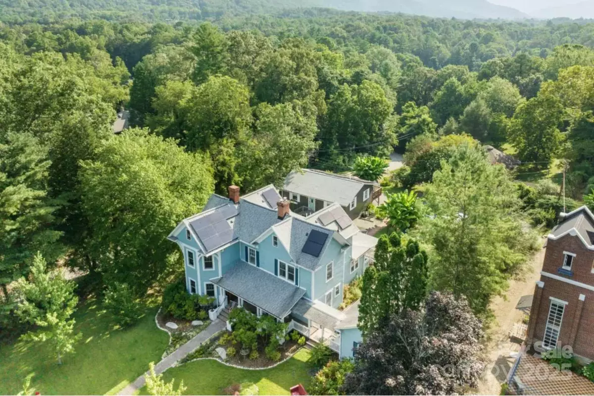 Weaverville, NC 28787,88 S Main ST