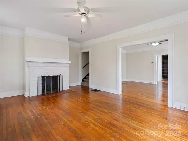Asheville, NC 28801,187 & 189 Pearson DR