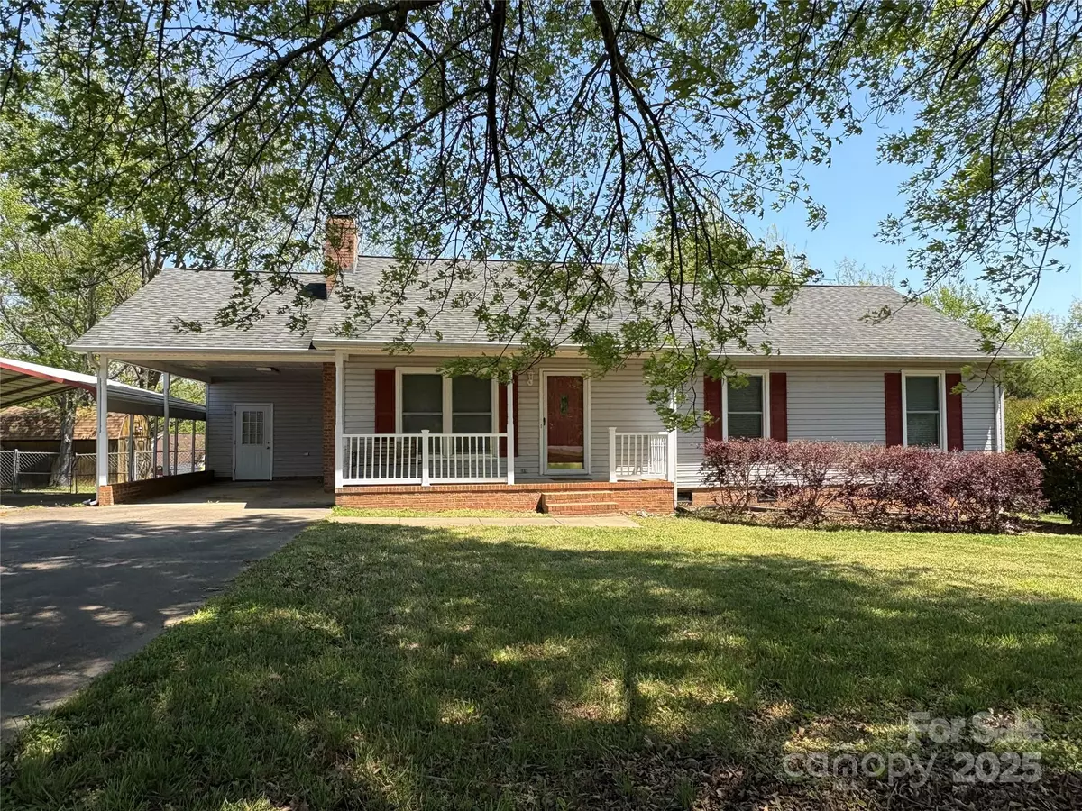 Kings Mountain, NC 28086,107 Plumtree DR