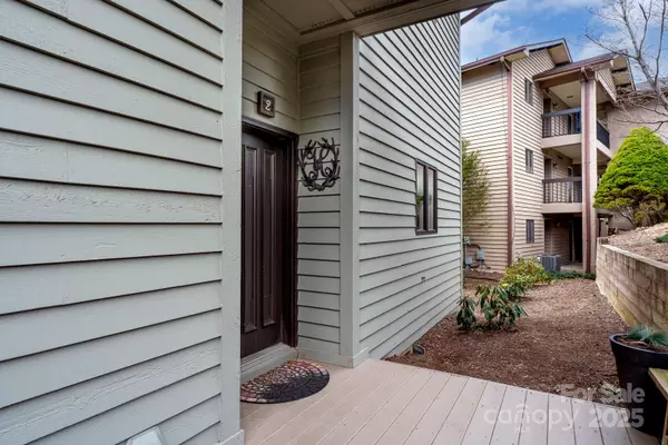 Blowing Rock, NC 28605,934 Chetola DR #Robin 2