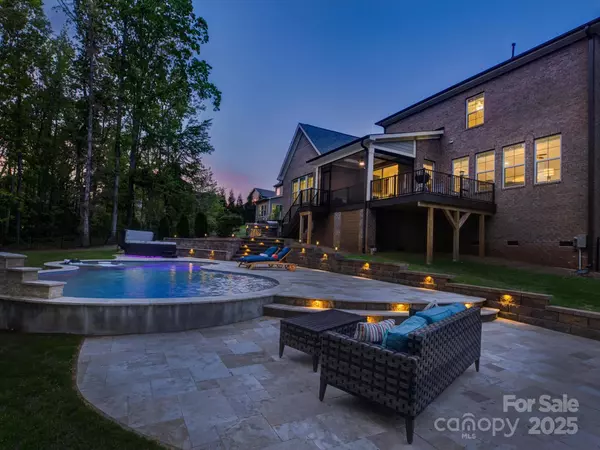 712 Chase CT,  Fort Mill,  SC 29708