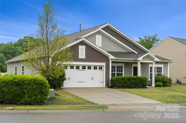 Charlotte, NC 28278,13012 Hunting Birds LN