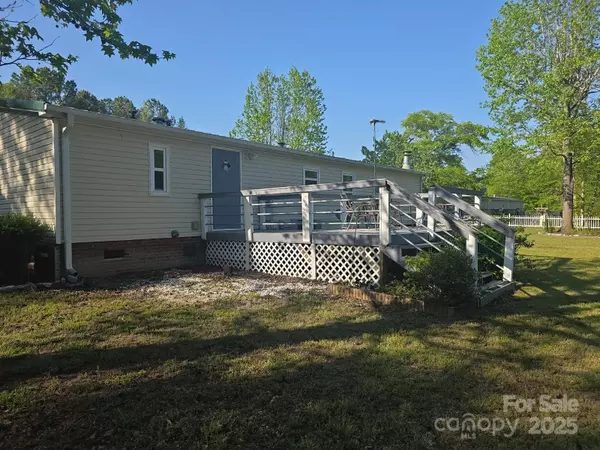 Jefferson, SC 29718,927 Miles RD