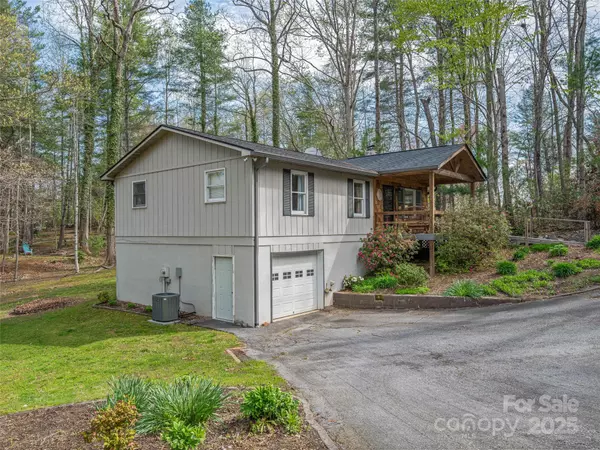 Etowah, NC 28729,181 Evergreen Hill DR