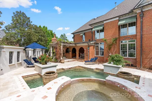 Hickory, NC 28601,4465 3rd ST NW