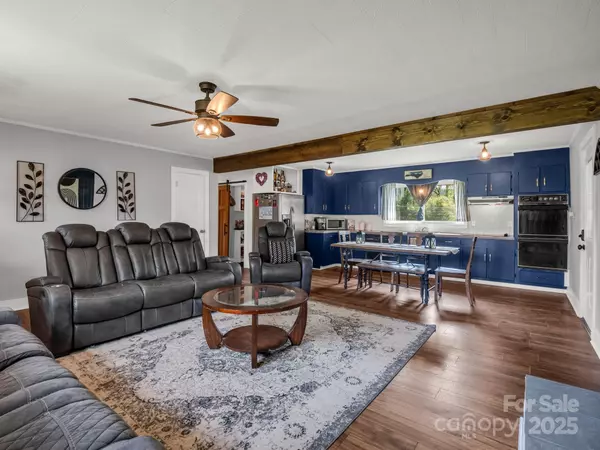 Marion, NC 28752,88 N Valley ST