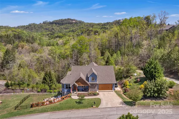 Lake Lure, NC 28746,334 Willow Top LN