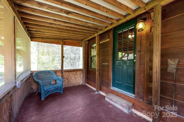 Black Mountain, NC 28711,2978 NC 9 HWY