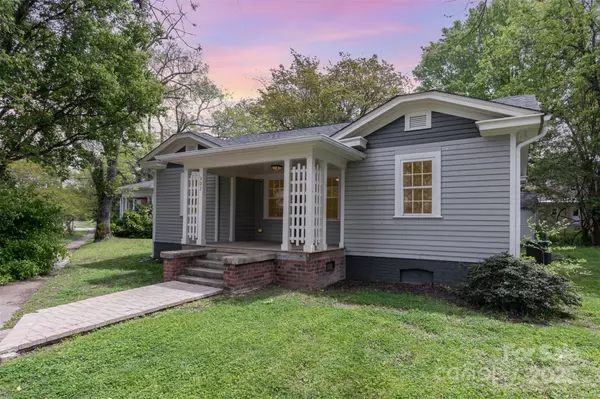 303 S Iredell AVE, Spencer, NC 28159