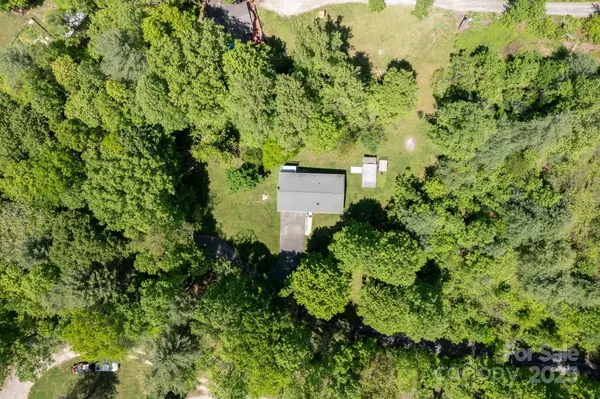 Fairview, NC 28730,15 Heather LN