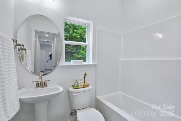Asheville, NC 28804,184 Cherry Springs LN #1-B