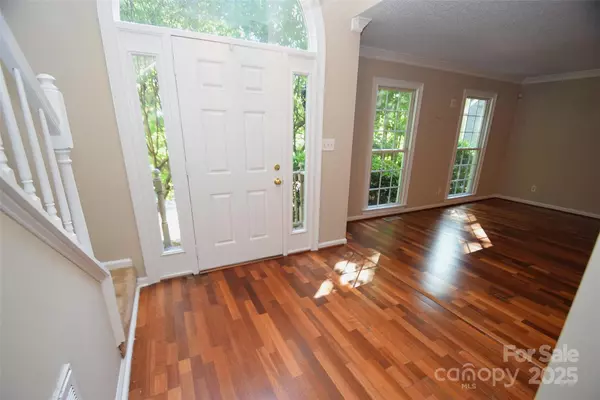 Charlotte, NC 28269,4704 Beech Crest PL