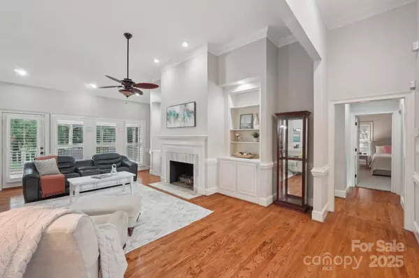 Cornelius, NC 28031,7626 Vistaview DR