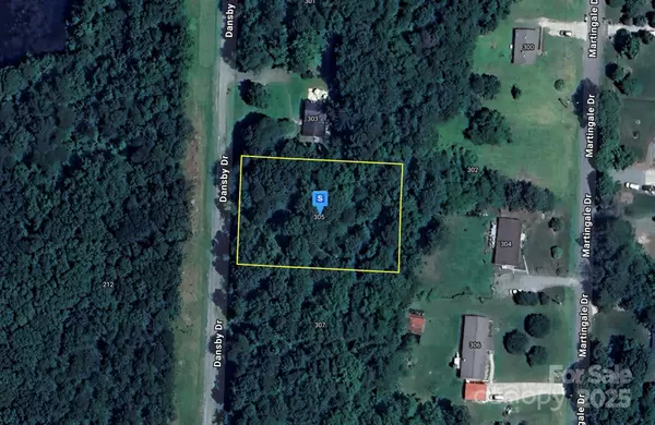 305 Dansby DR, Gibsonville, NC 27249