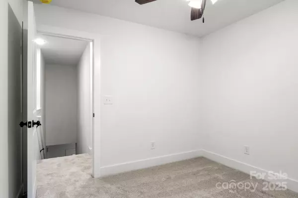 Mooresville, NC 28115,530 Gantt ST